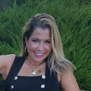 Meet your Posher, Yvonne